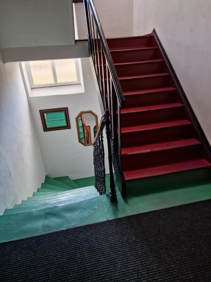 Apartman U Kostela เซมิลี ภายนอก รูปภาพ